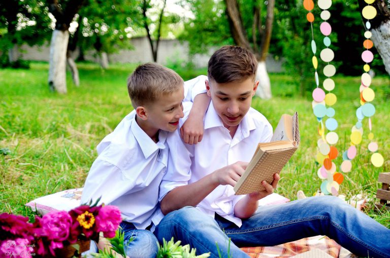 Як виховати хлопця без стереотипів: сучасний підхід у родині