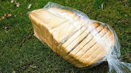 Чому не можна купувати нарізаний хліб