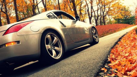 Що обов’язково потрібно забирати із салону автомобіля восени