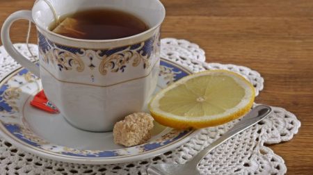 чай з лимоном